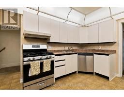 372 SIMCOE STREET - 23