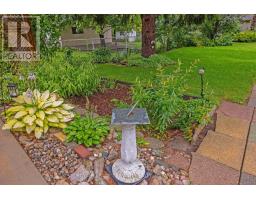 1858 PARK AVENUE - 24