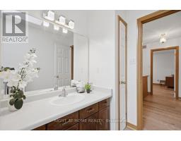 7046 DIANE CRESCENT - 28