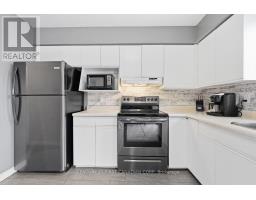 212 MARTINET AVENUE - 10
