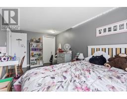 212 MARTINET AVENUE - 26