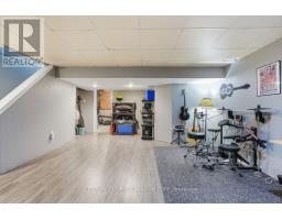 212 MARTINET AVENUE - 31