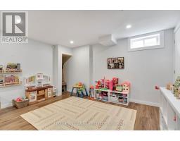 41 SCOTCHMERE CRESCENT - 29