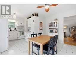 41 SCOTCHMERE CRESCENT - 9