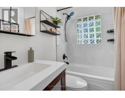 681 BRANT STREET - 17