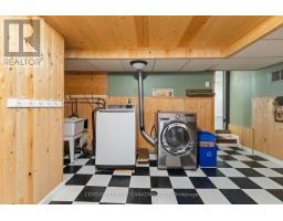 14 ALAYNE CRESCENT - 23
