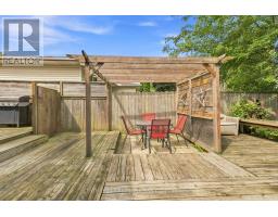 14 ALAYNE CRESCENT - 27