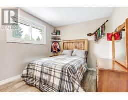 74 WINDING WAY CRESCENT - 17
