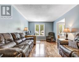 74 WINDING WAY CRESCENT - 27