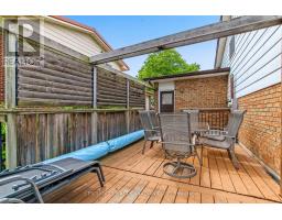 74 WINDING WAY CRESCENT - 32
