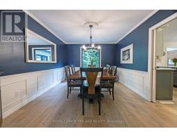20 WOODHAVEN COURT - 12