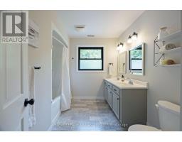 20 WOODHAVEN COURT - 36