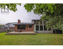 20 WOODHAVEN COURT - 43
