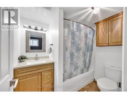 38 FOLKSTONE COURT - 33