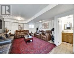 38 FOLKSTONE COURT - 34