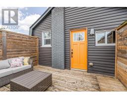 425 ENGLISH STREET - 12