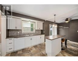 27 VANIER PLACE - 15