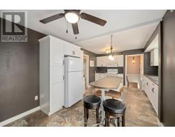 27 VANIER PLACE - 17