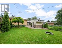 27 VANIER PLACE - 31