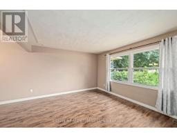 27 VANIER PLACE - 5