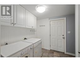 11 KENSINGTON COURT - 11