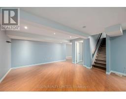 11 KENSINGTON COURT - 22