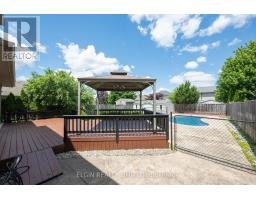 11 KENSINGTON COURT - 26