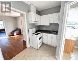 697 HALE STREET - 25