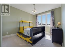 3429 SINGLETON AVENUE - 32
