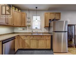 169 WELLINGTON STREET - 23