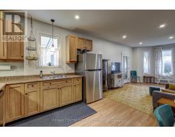 169 WELLINGTON STREET - 25