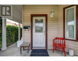 169 WELLINGTON STREET - 9