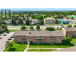 304 - 1582 ERNEST AVENUE - 35
