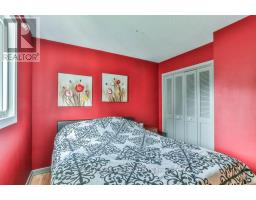 425 QUEEN STREET - 22