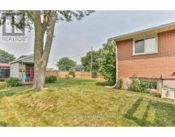 425 QUEEN STREET - 37