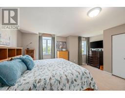 1233 CROSSCREEK CRESCENT - 18