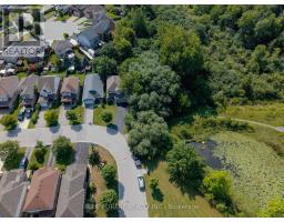 1233 CROSSCREEK CRESCENT - 32