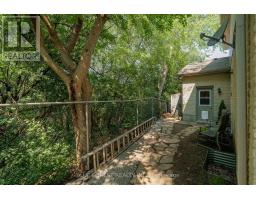 1233 CROSSCREEK CRESCENT - 37