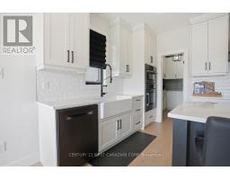 31 BRISCOE CRESCENT - 15