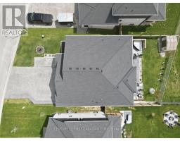 31 BRISCOE CRESCENT - 3