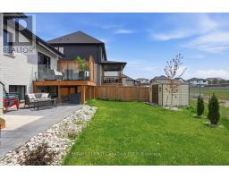 31 BRISCOE CRESCENT - 40