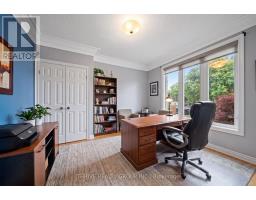 102 LOGGERS GROVE - 17