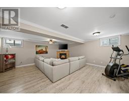 102 LOGGERS GROVE - 23