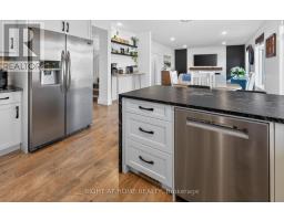 90 SHAW VALLEY DRIVE - 16