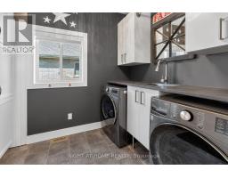 90 SHAW VALLEY DRIVE - 24