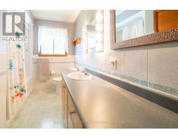 3229 NAPPERTON DRIVE - 36