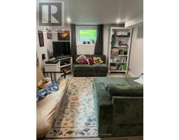 566 CHESTER STREET - 10