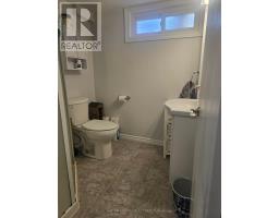 566 CHESTER STREET - 13