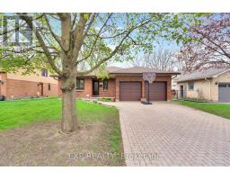 31 MOFFAT CRESCENT - 3