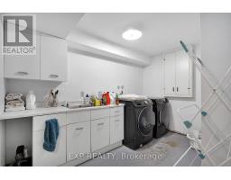 31 MOFFAT CRESCENT - 35